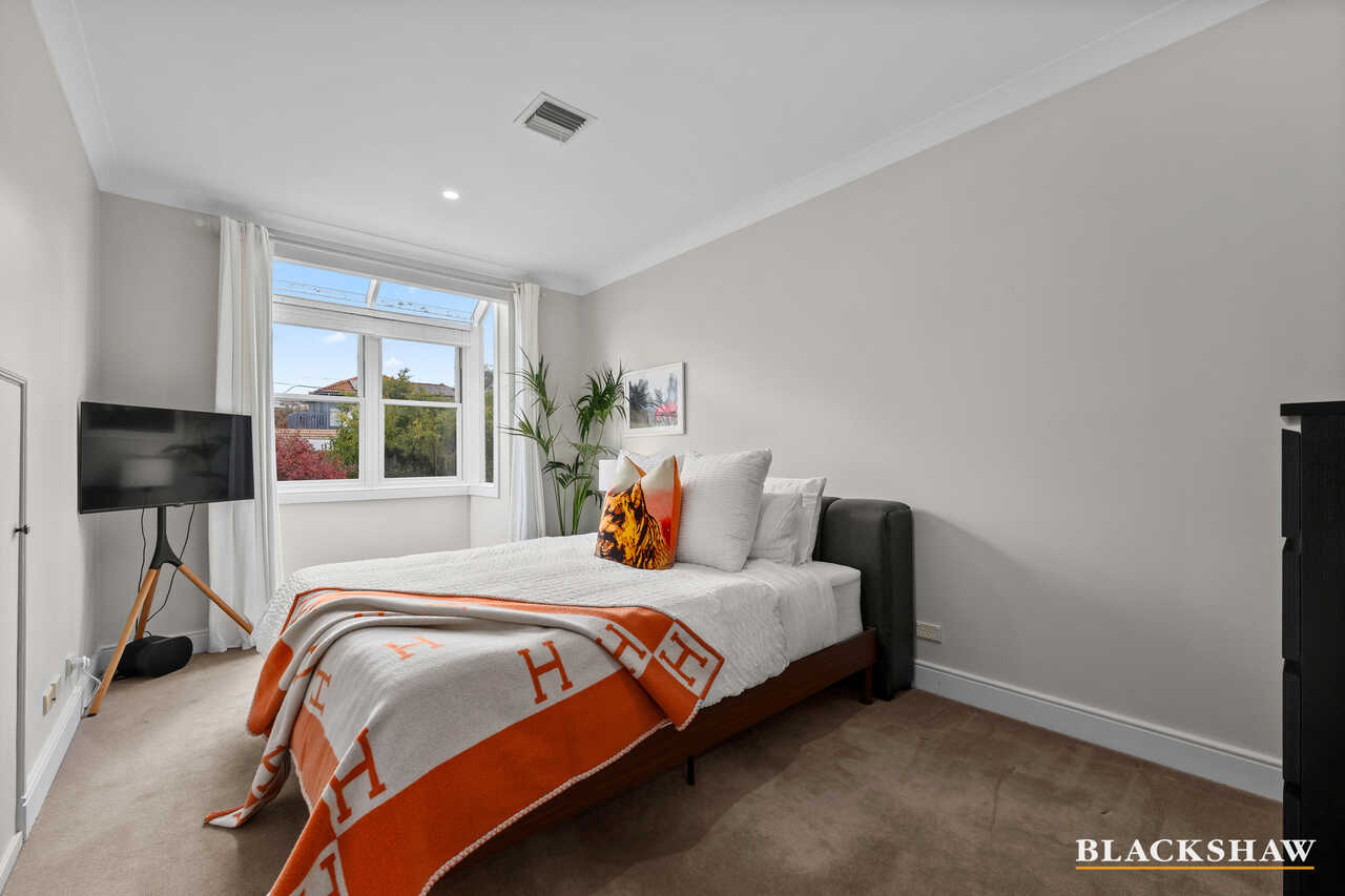 4 Brown Street Yarralumla