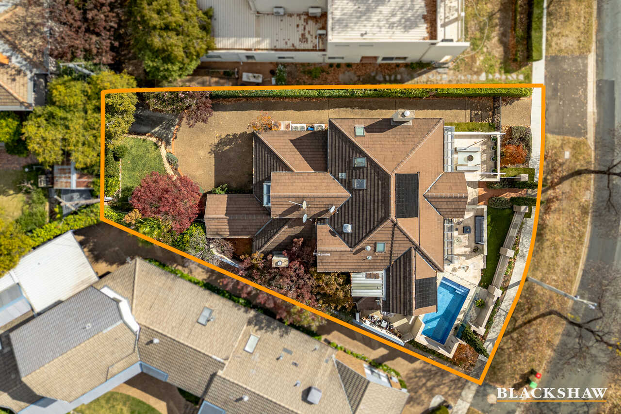 4 Brown Street Yarralumla