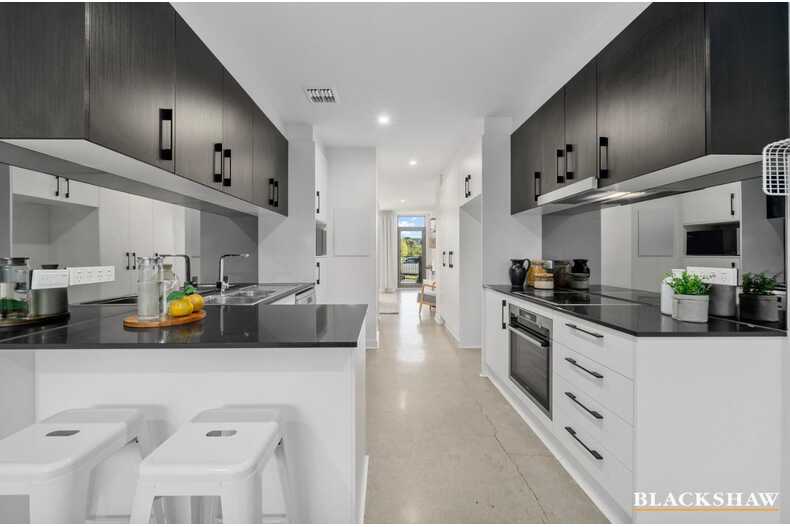 53/124 John Gorton Drive Coombs 53/124 John Gorton Drive Coombs