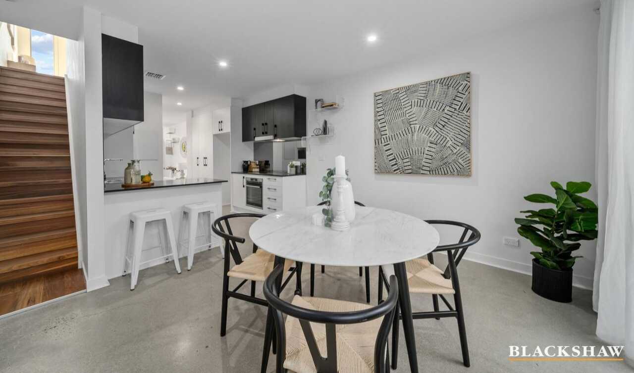 53/124 John Gorton Drive Coombs