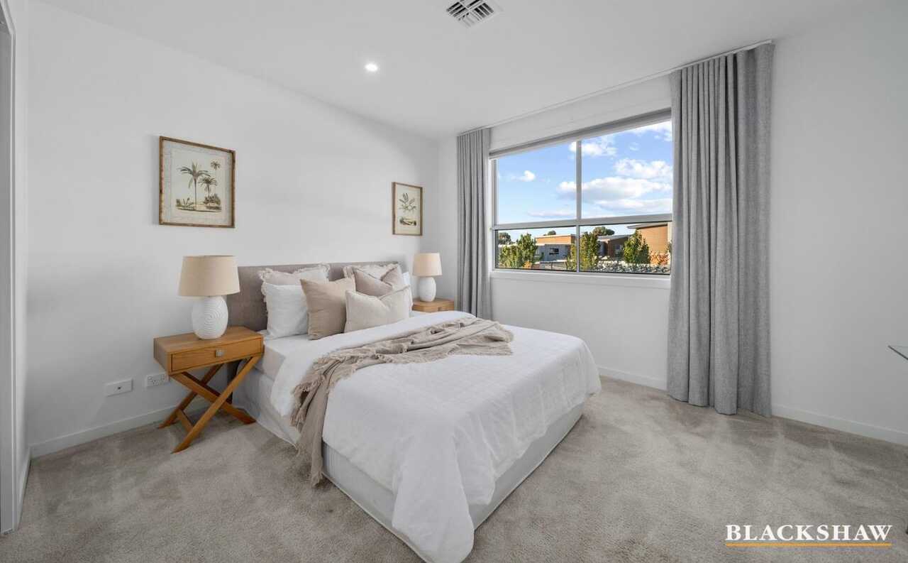53/124 John Gorton Drive Coombs