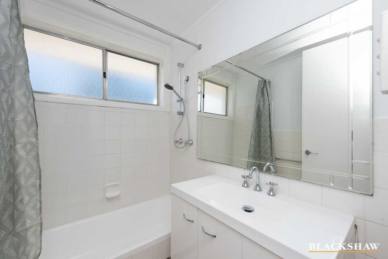13 Lovegrove Place Kambah