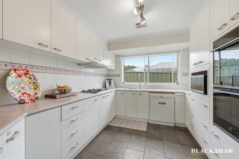 76 Bicentennial Drive Jerrabomberra