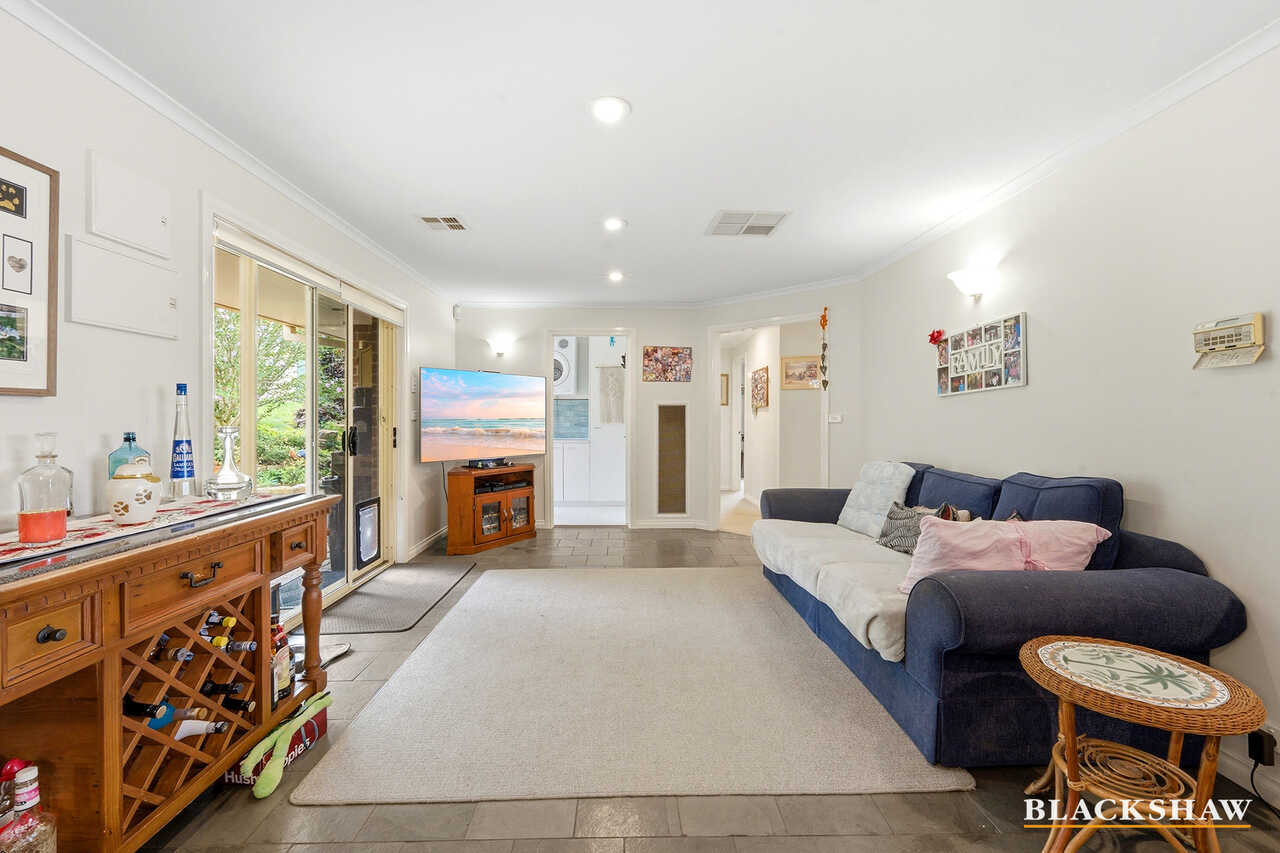 76 Bicentennial Drive Jerrabomberra