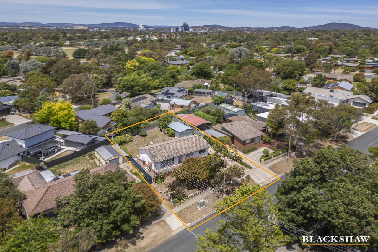 14 McGinness Street Scullin