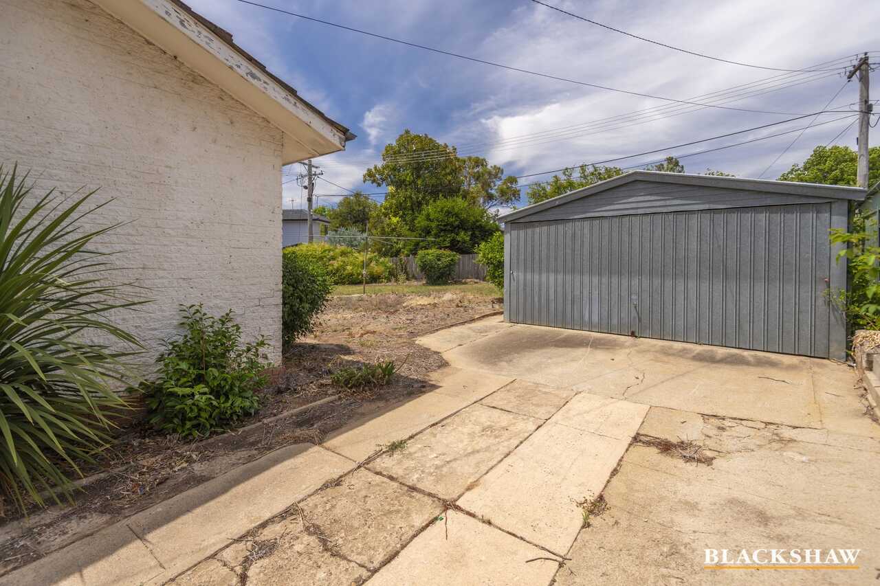 14 McGinness Street Scullin