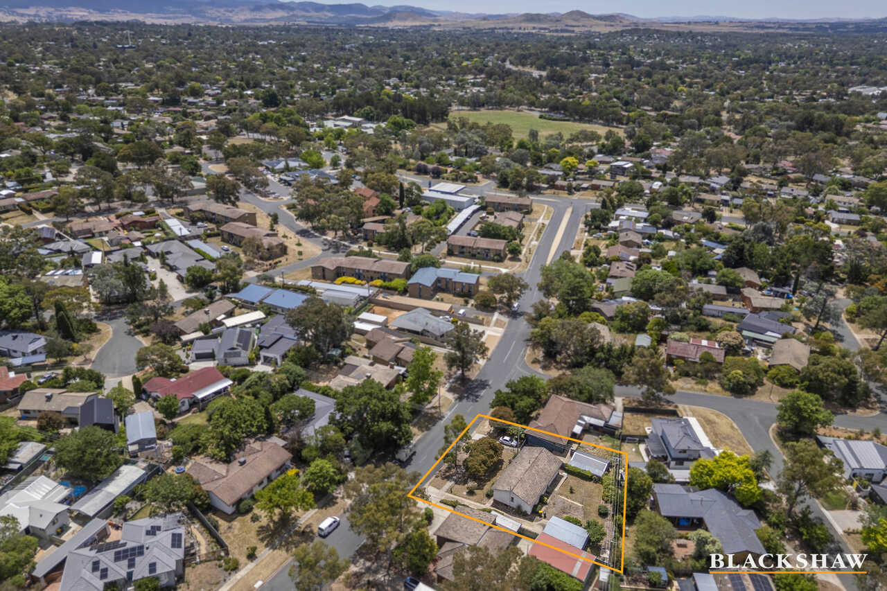 14 McGinness Street Scullin