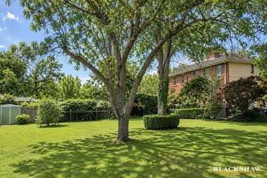 9 Vaughan Gardens Narrabundah