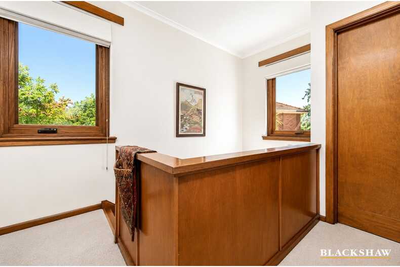 9 Vaughan Gardens Narrabundah 9 Vaughan Gardens Narrabundah