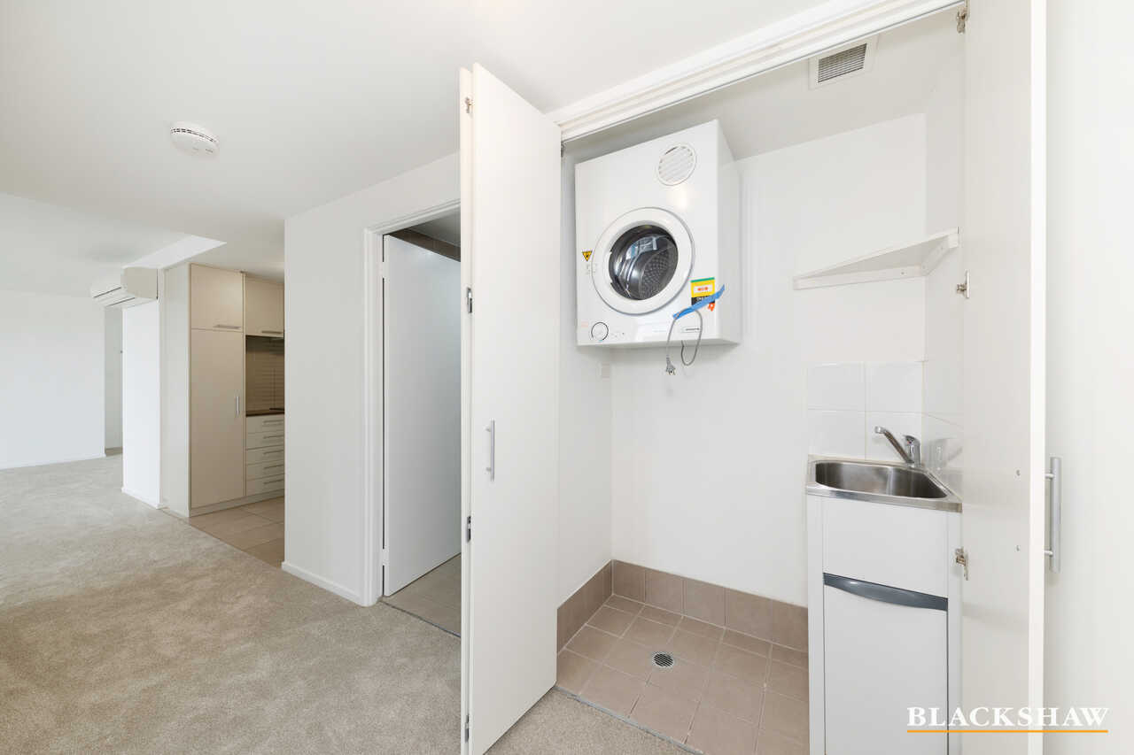 138/64 College Street Belconnen