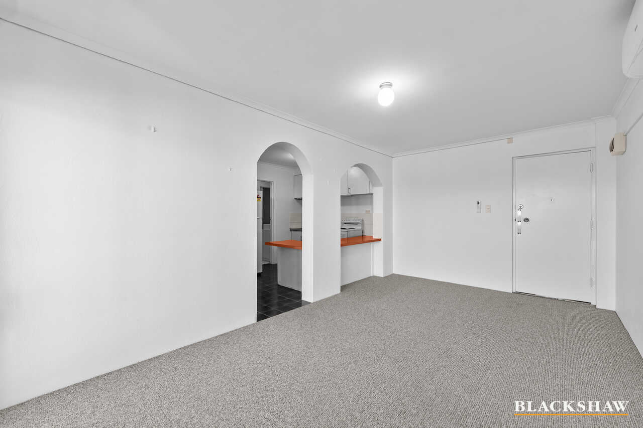 11/5 Crest Road Crestwood