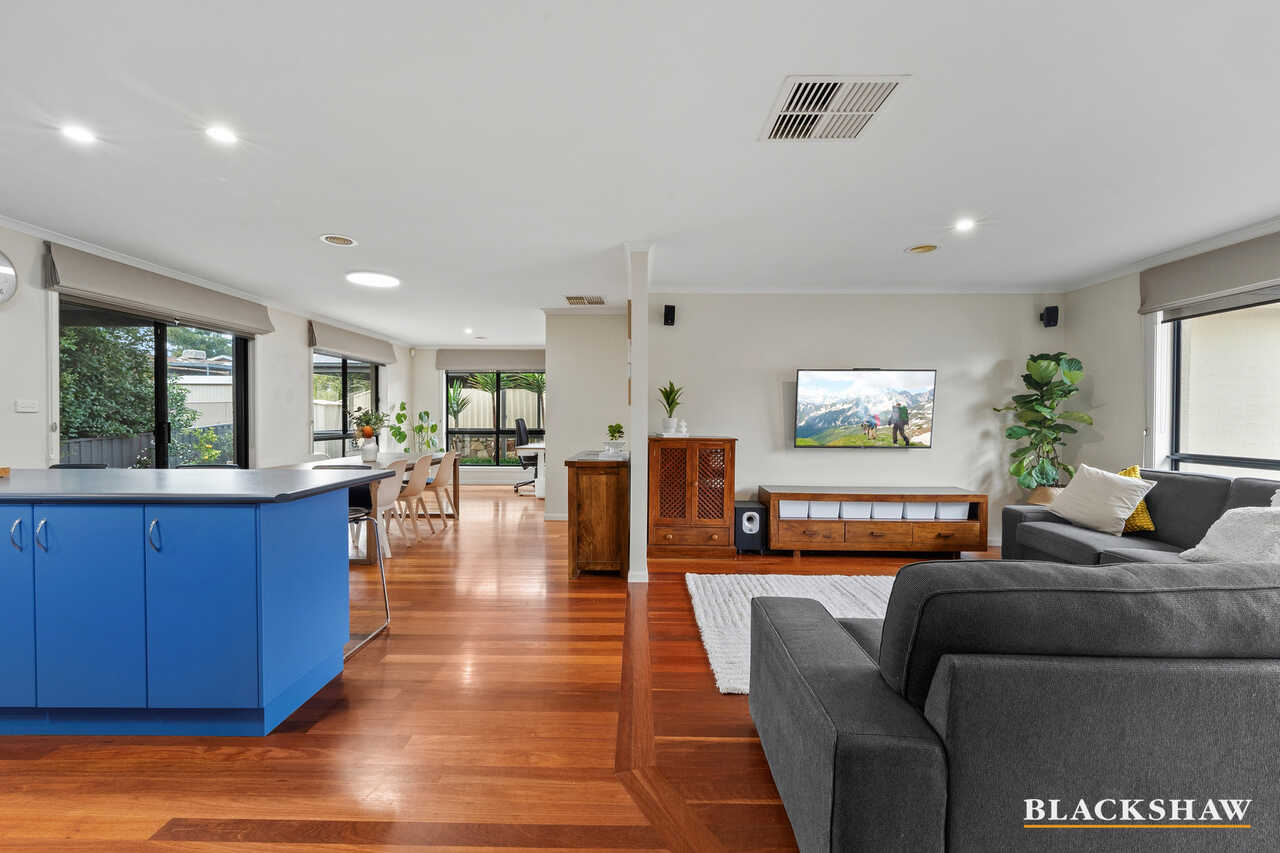 14 Telopea Place Queanbeyan West