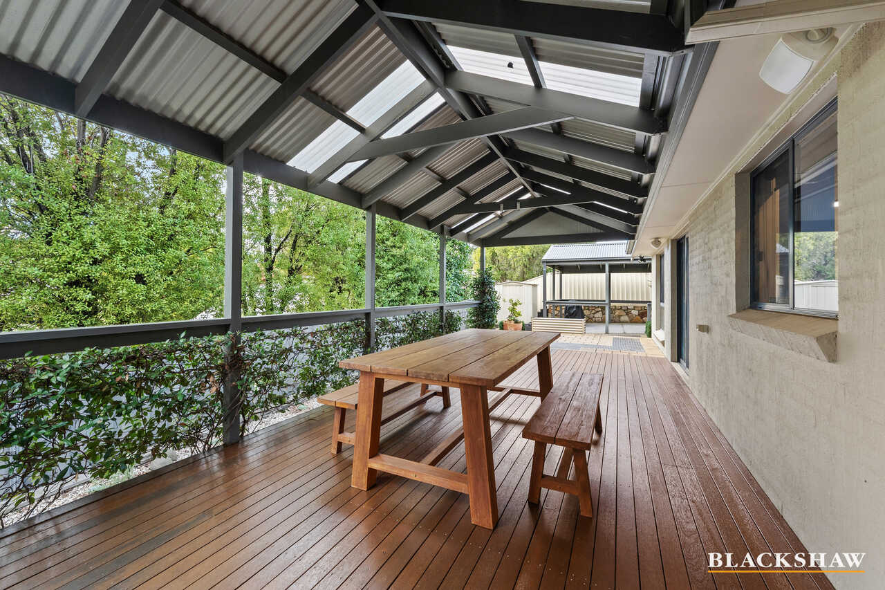 14 Telopea Place Queanbeyan West