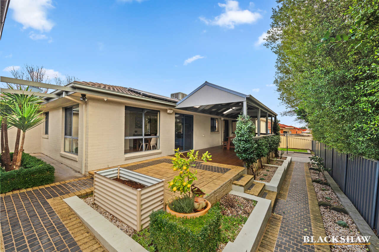 14 Telopea Place Queanbeyan West