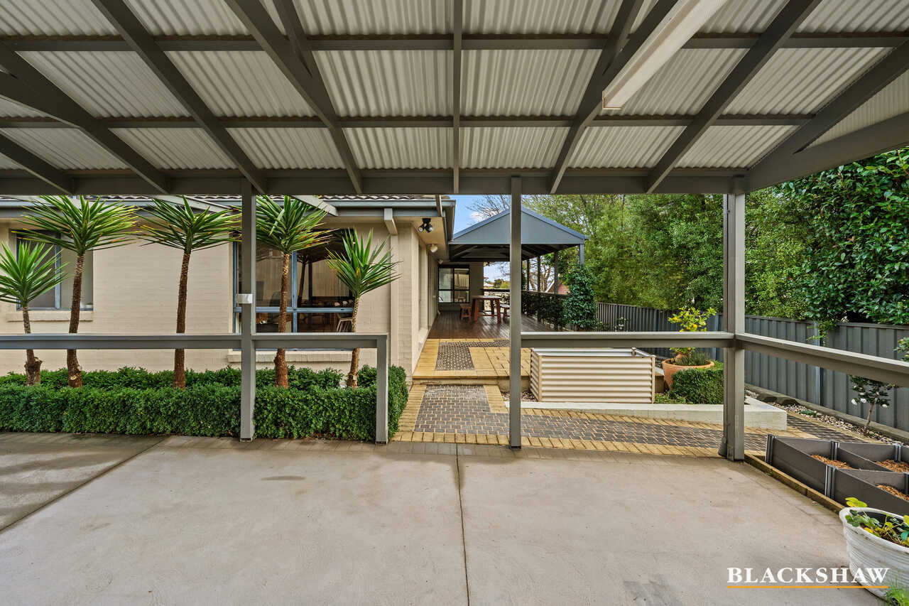 14 Telopea Place Queanbeyan West