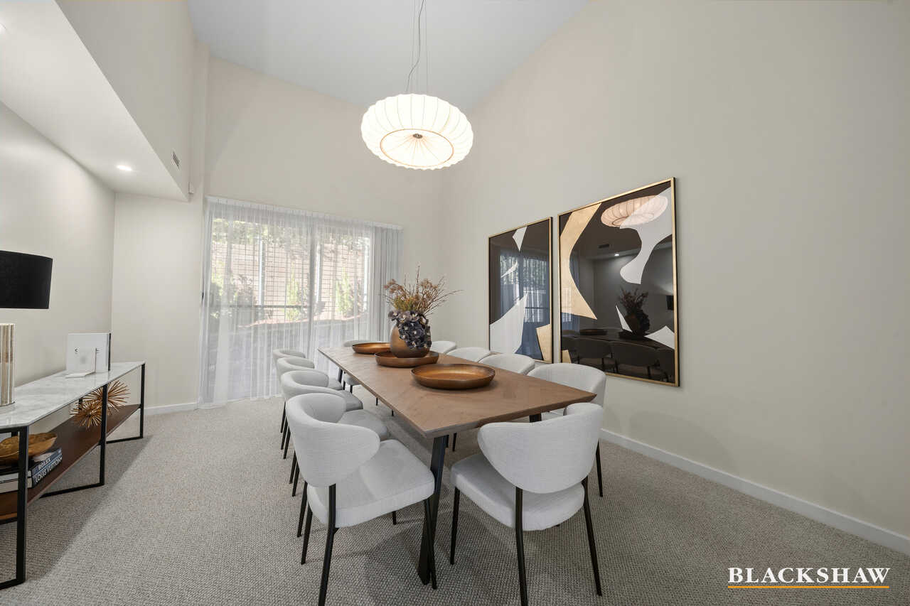 8/15 Dalman Crescent O'Malley