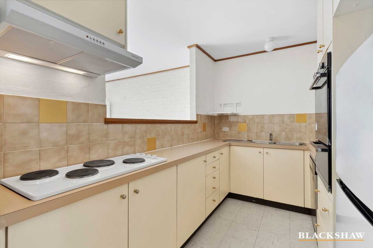 23/11 Howitt Street Kingston
