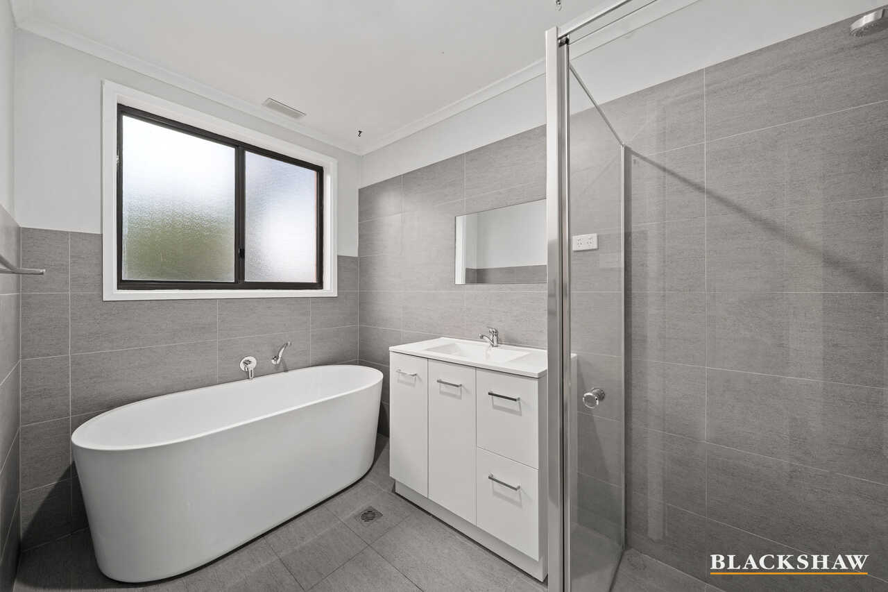 2 Keeling Place Kambah
