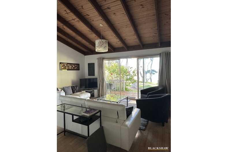 11/2C Graydon Avenue Denhams Beach