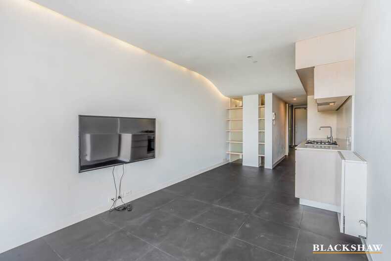 712/25 Edinburgh Avenue City