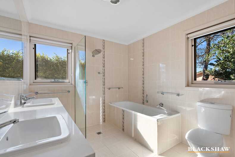 10 Fielder Place Florey