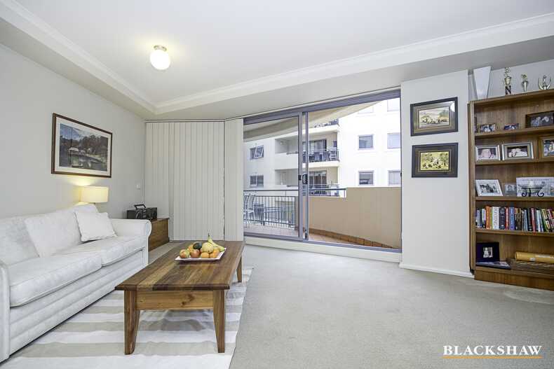 213/107 Canberra Avenue Griffith