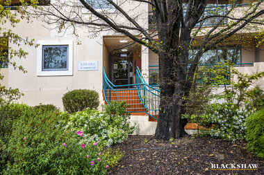 213/107 Canberra Avenue Griffith
