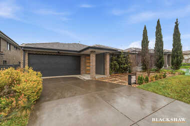6 Tabrett Street Googong