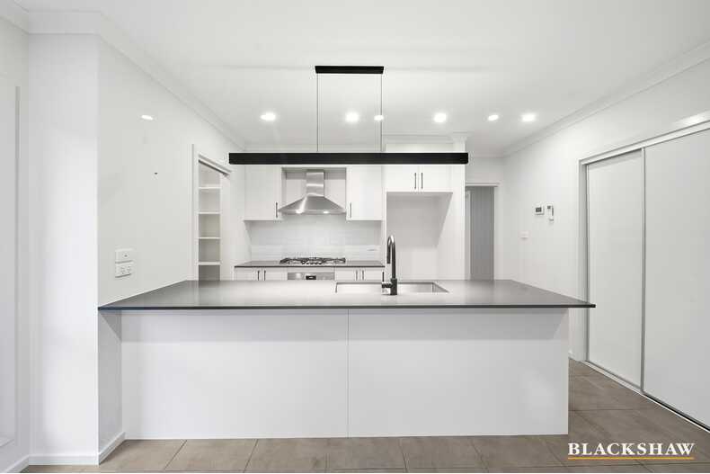 6 Tabrett Street Googong