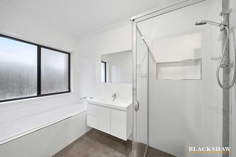 6 Tabrett Street Googong