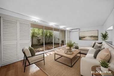 32/8 Giles Street Griffith