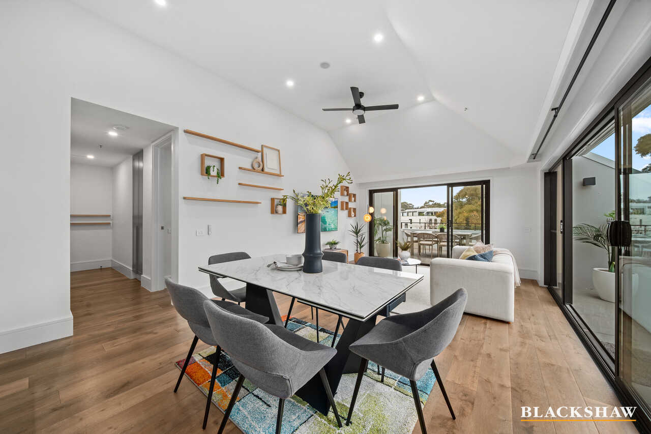 18/4 Lady Nelson Place Red Hill
