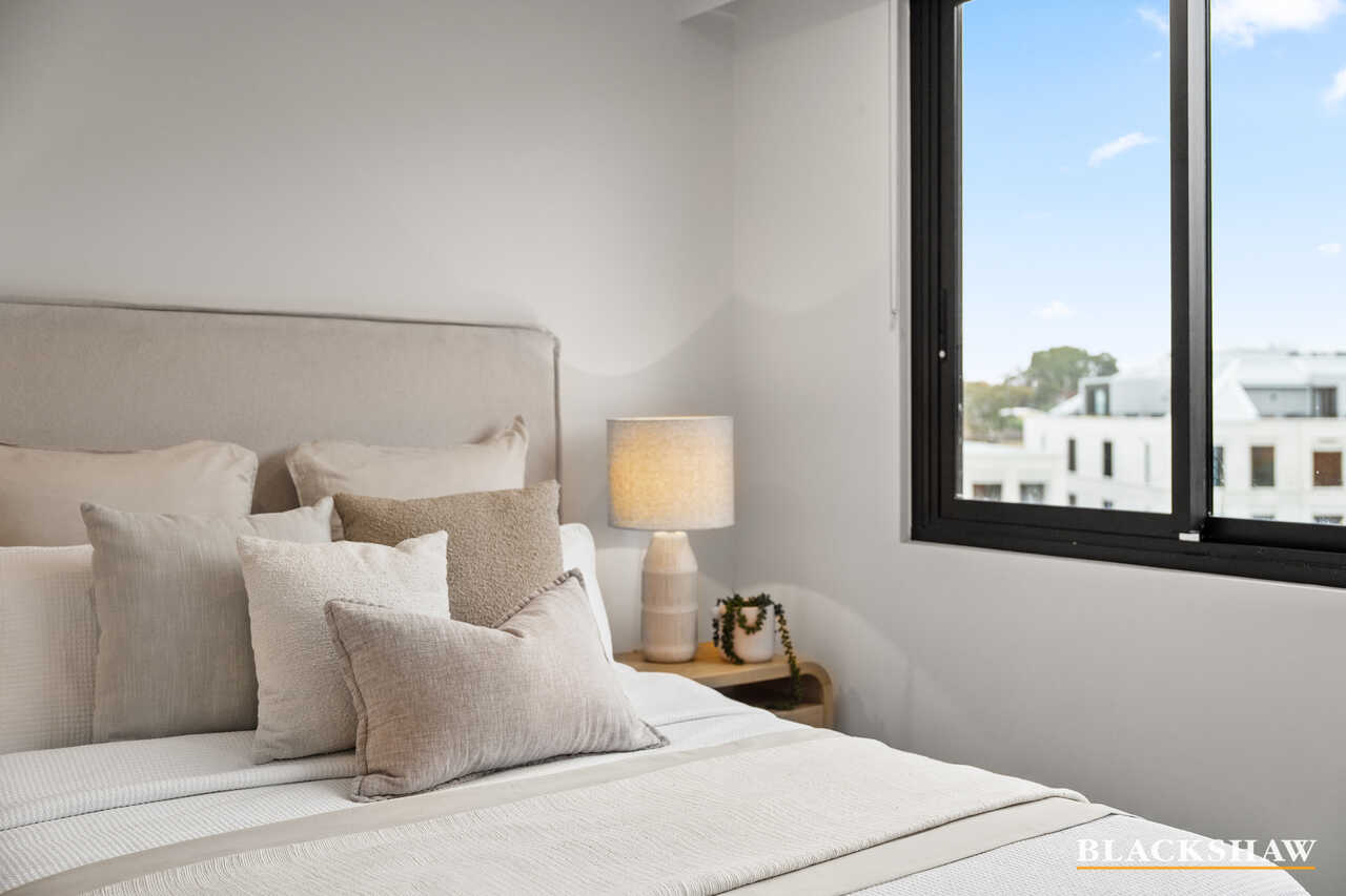 18/4 Lady Nelson Place Red Hill