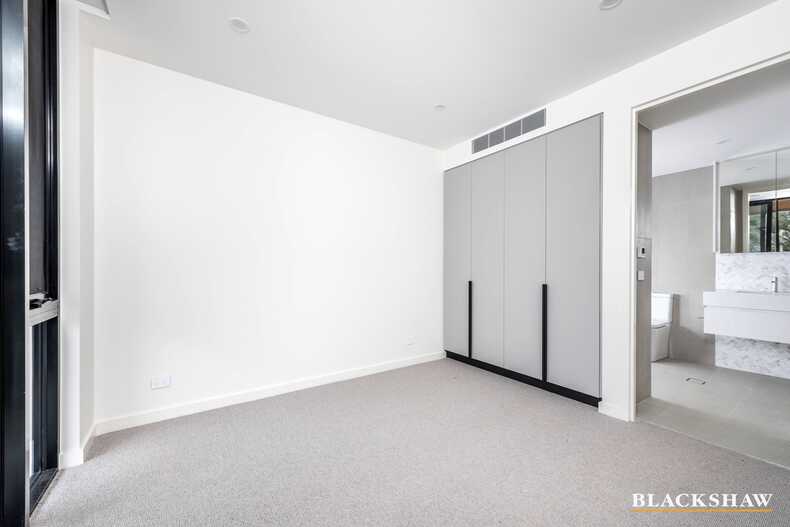 35/7 State Circle Forrest