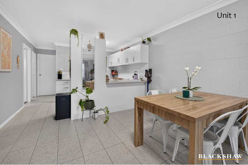 1 and 2/8 Anderson Street Moruya