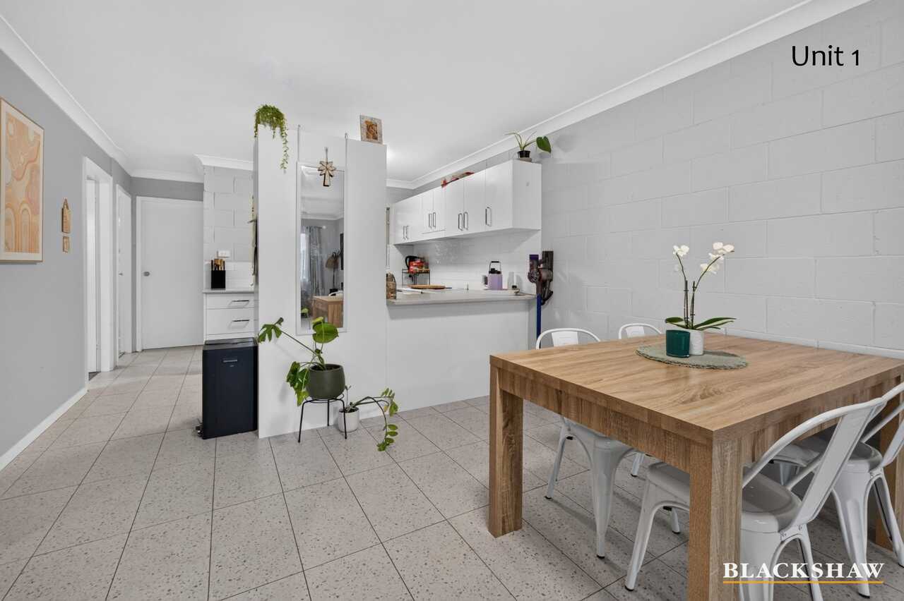 1 and 2/8 Anderson Street Moruya