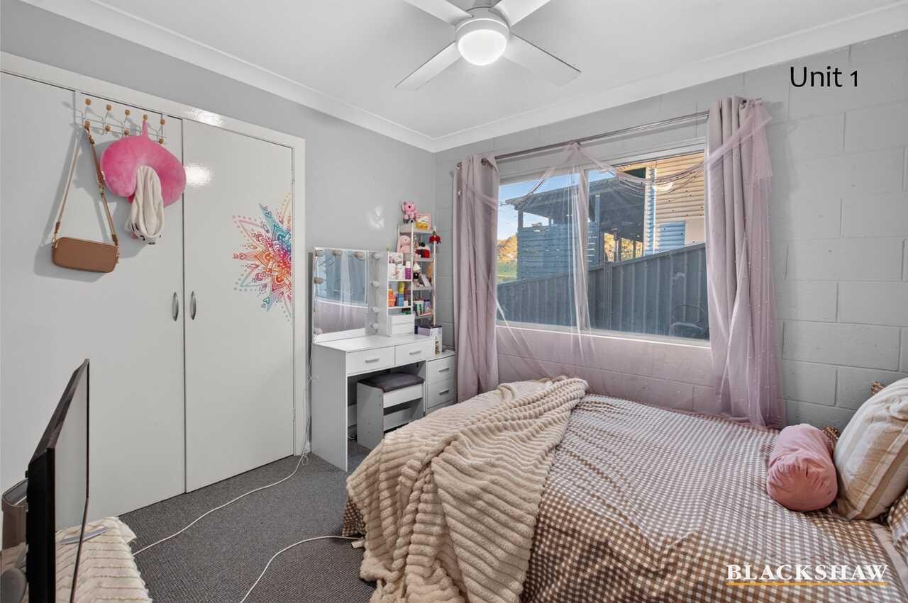 1 and 2/8 Anderson Street Moruya