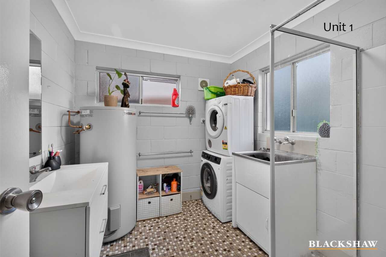 1 and 2/8 Anderson Street Moruya
