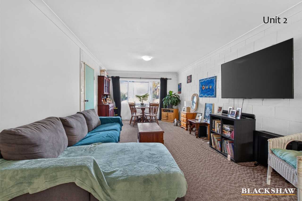 1 and 2/8 Anderson Street Moruya