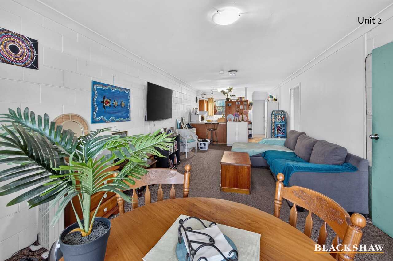 1 and 2/8 Anderson Street Moruya