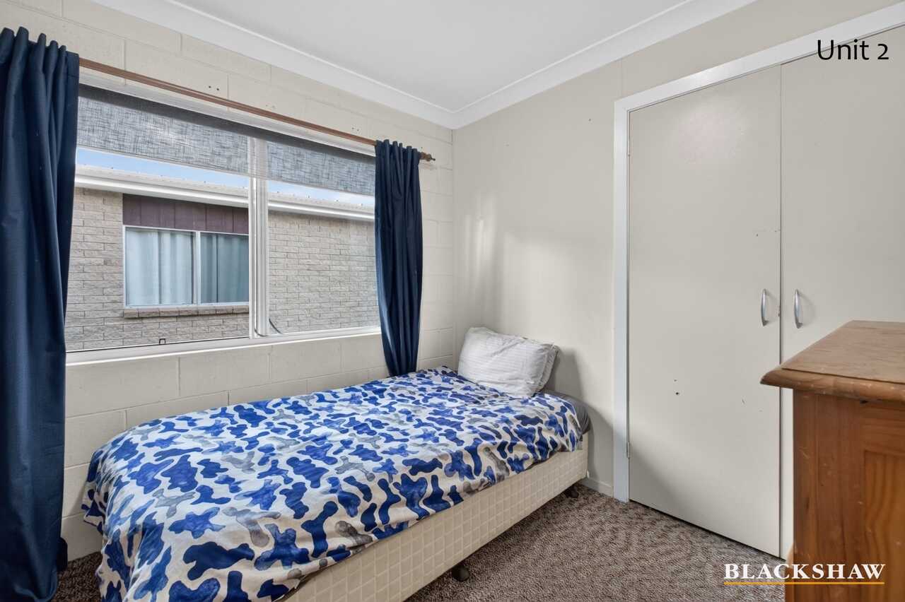 1 and 2/8 Anderson Street Moruya