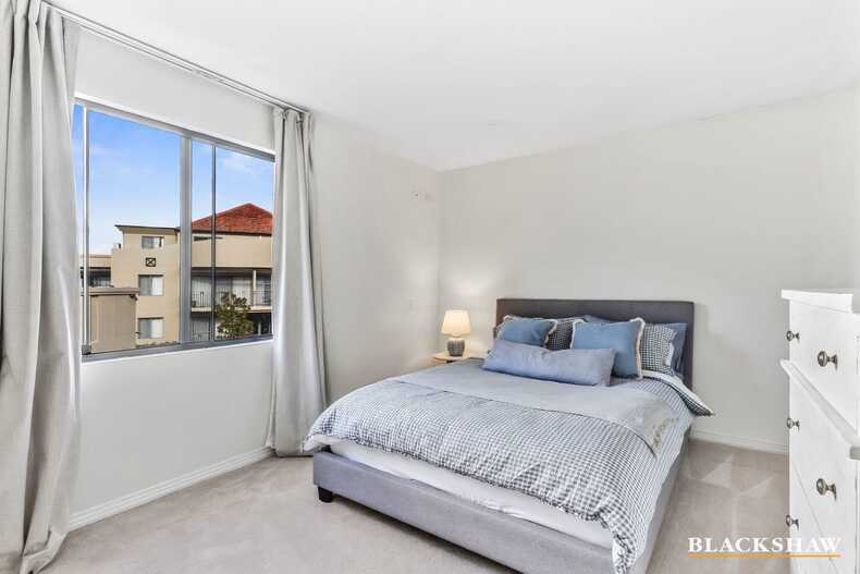125/15 Tench Street Kingston