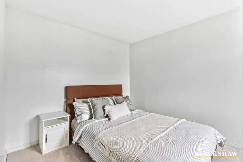 125/15 Tench Street Kingston