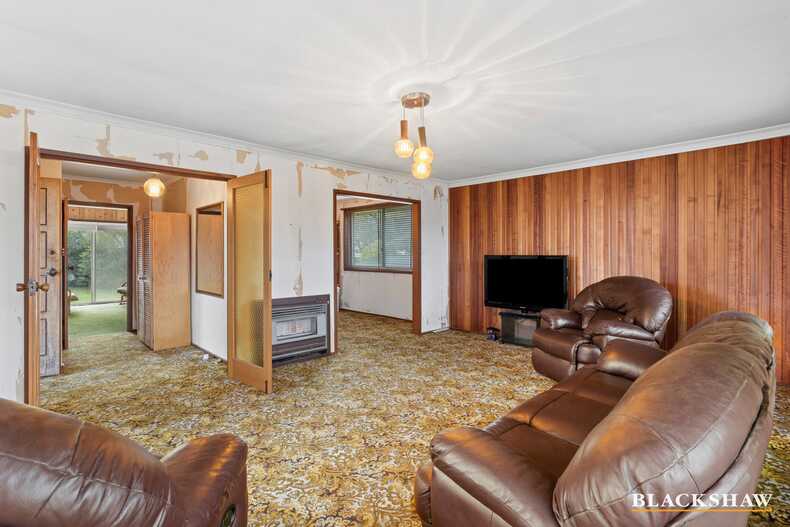 2 Dolling Crescent Flynn