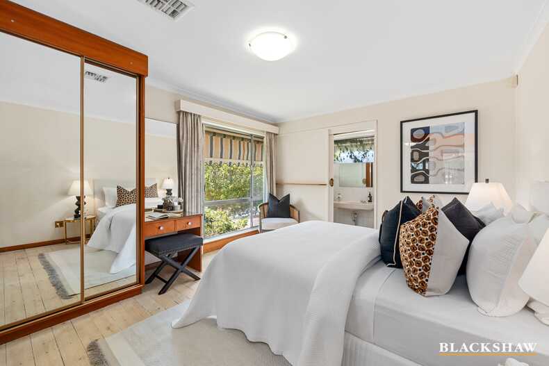 12 Caley Crescent Narrabundah