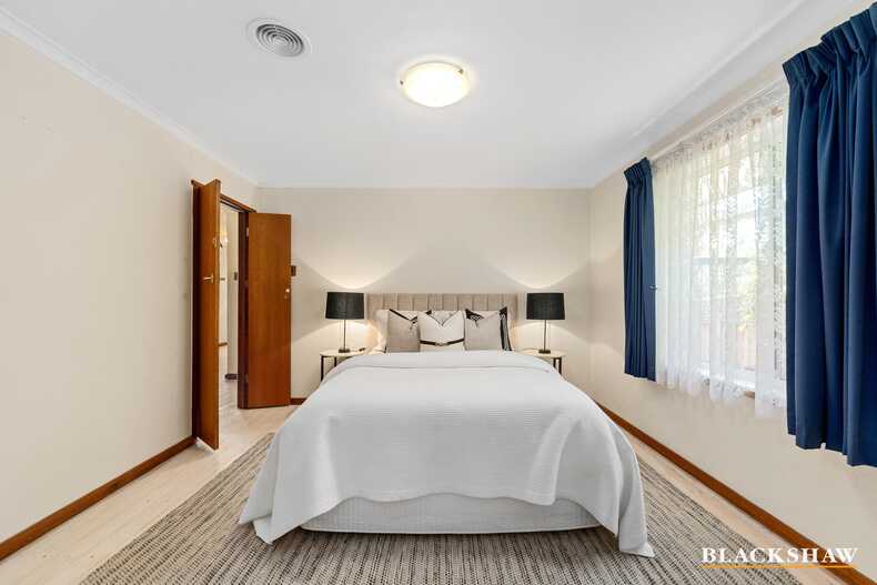 12 Caley Crescent Narrabundah