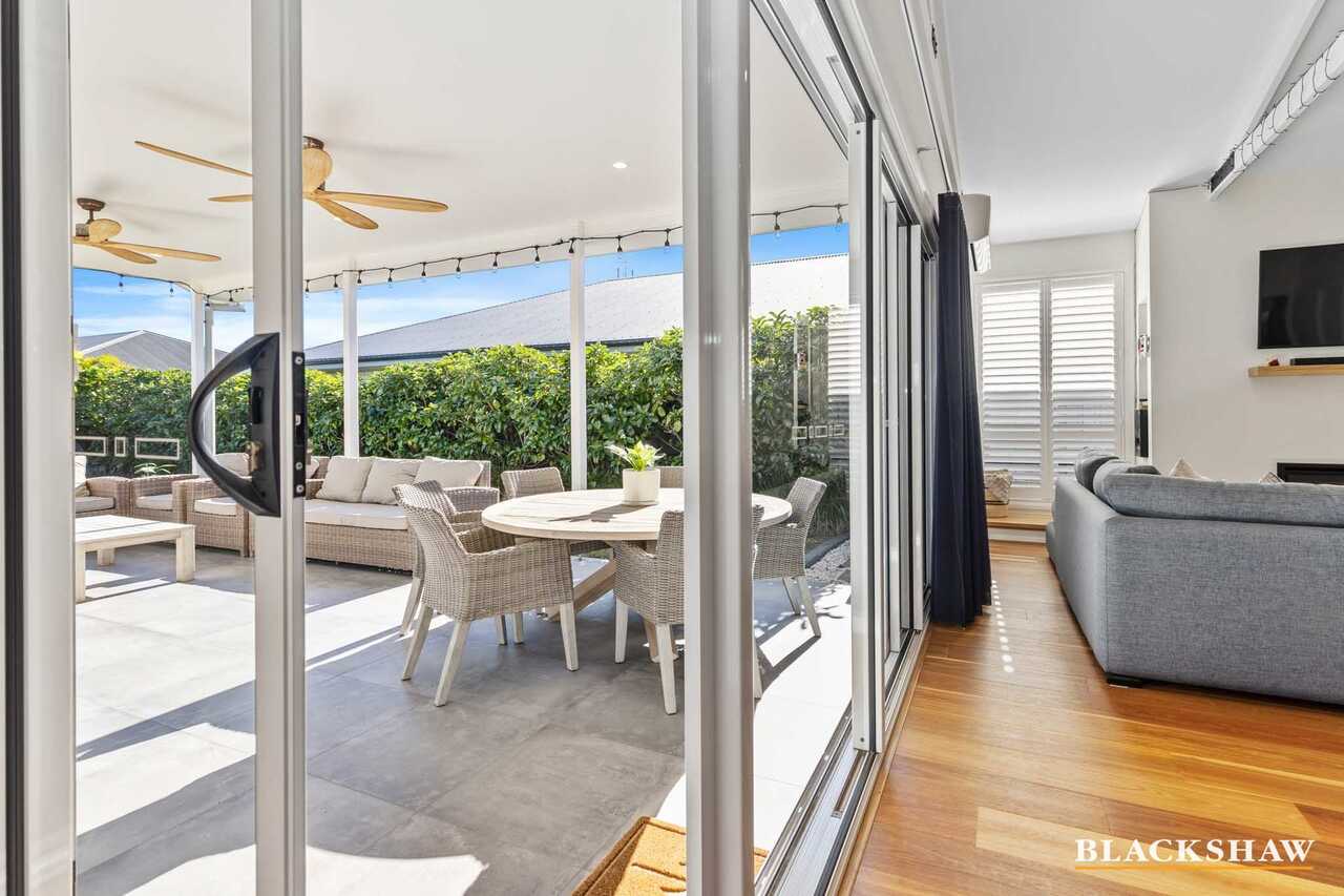 13 Bagarin Avenue Tomakin