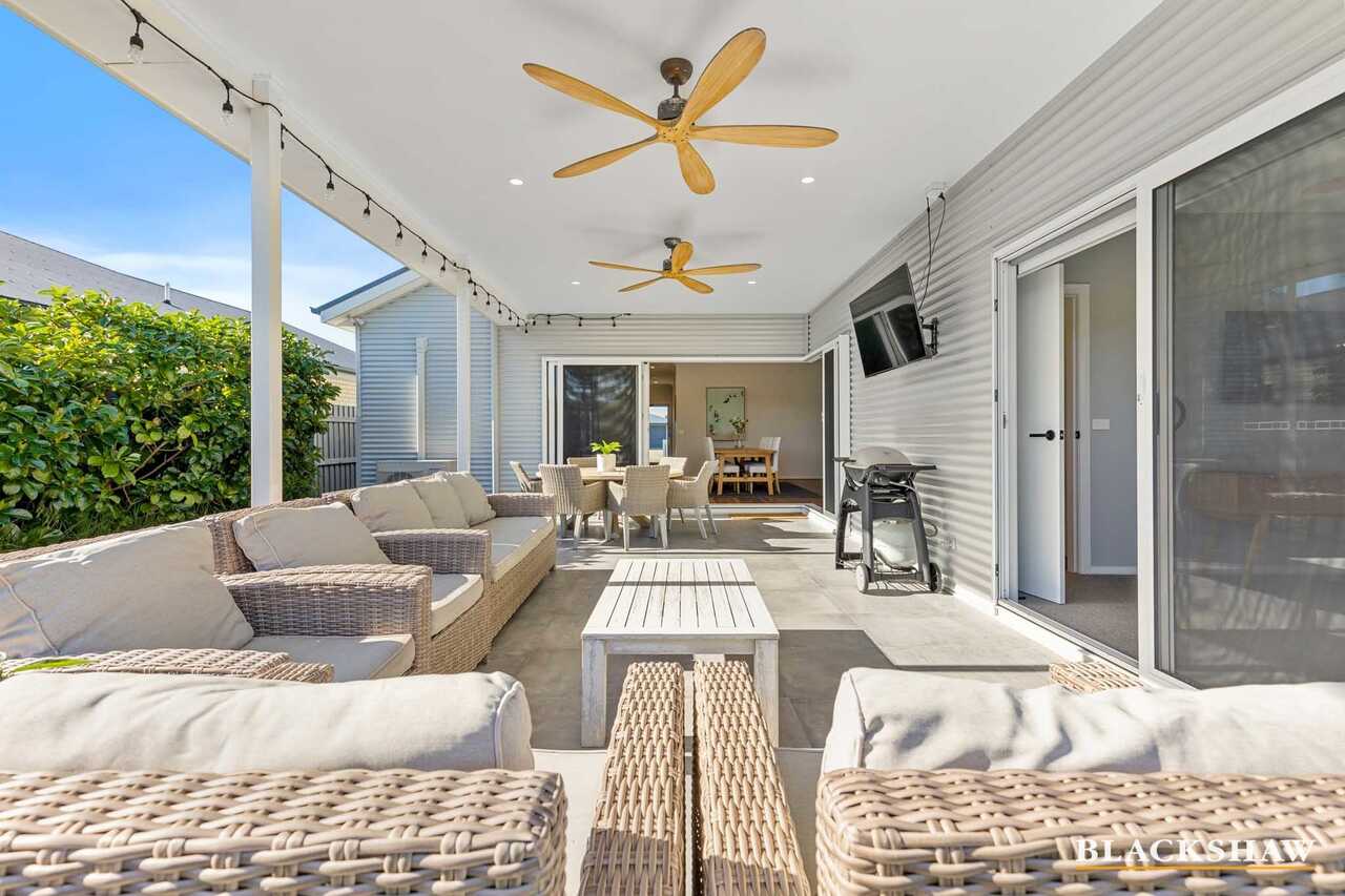 13 Bagarin Avenue Tomakin