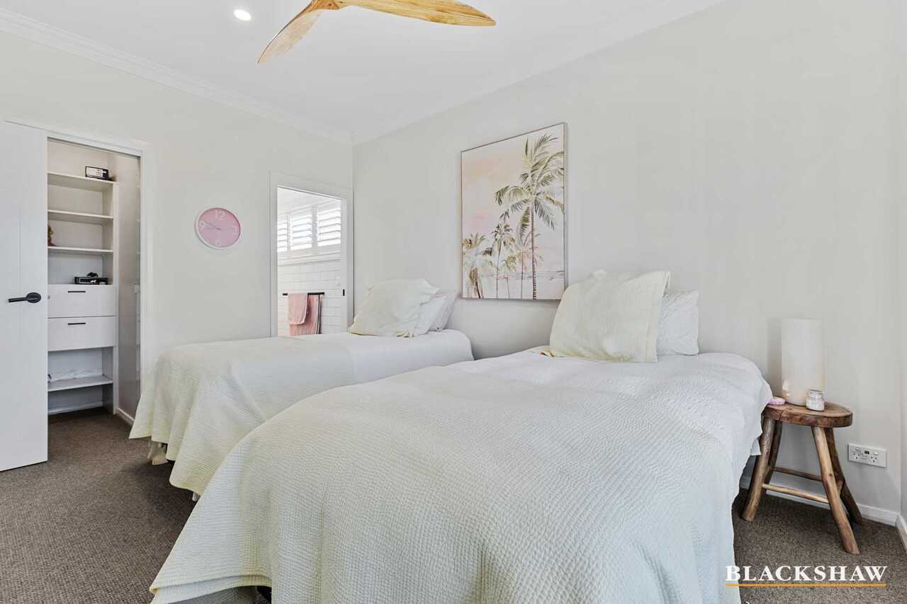 13 Bagarin Avenue Tomakin