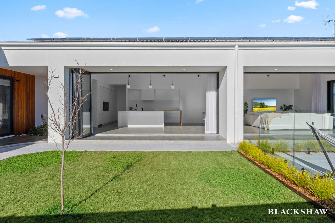8 Cavan Rise Googong